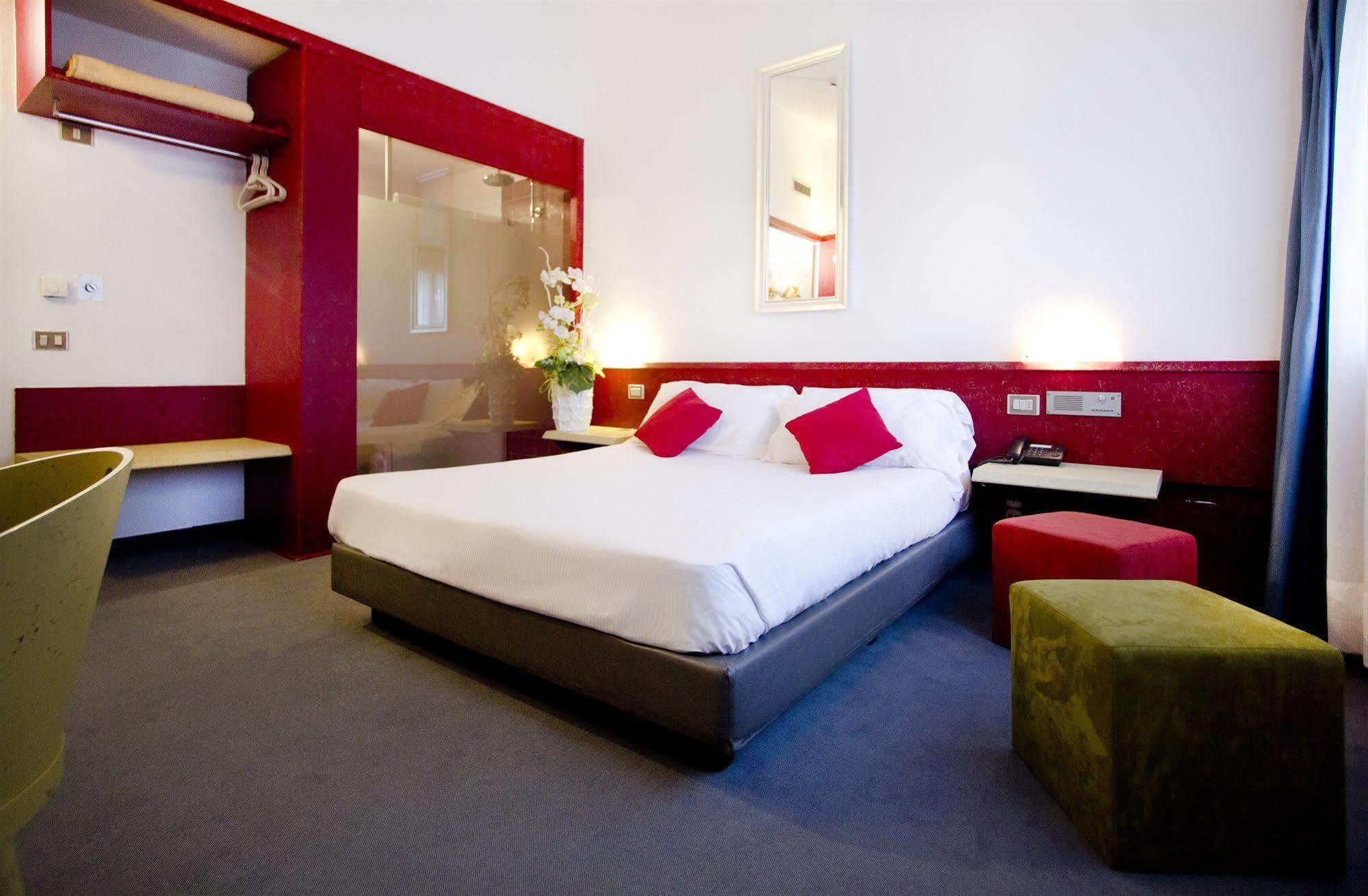 ורג'אטה Green Hotel Motel מראה חיצוני תמונה